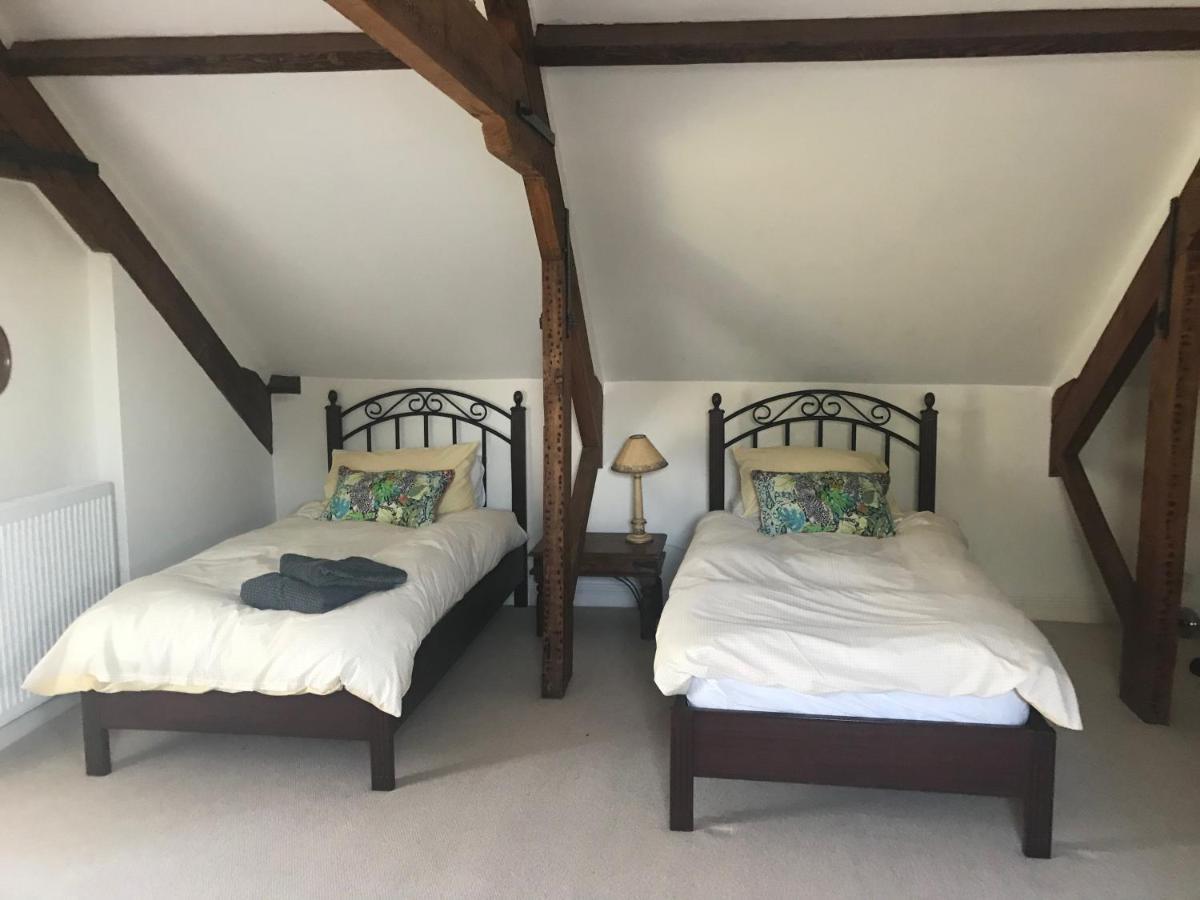 St Michaels House Bed & Breakfast Crediton Exterior photo